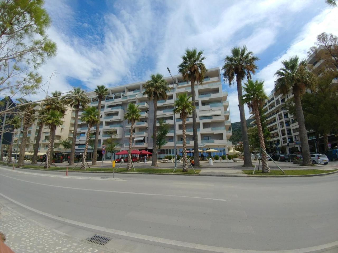 St Beach House Apartamento Vlorë Exterior foto